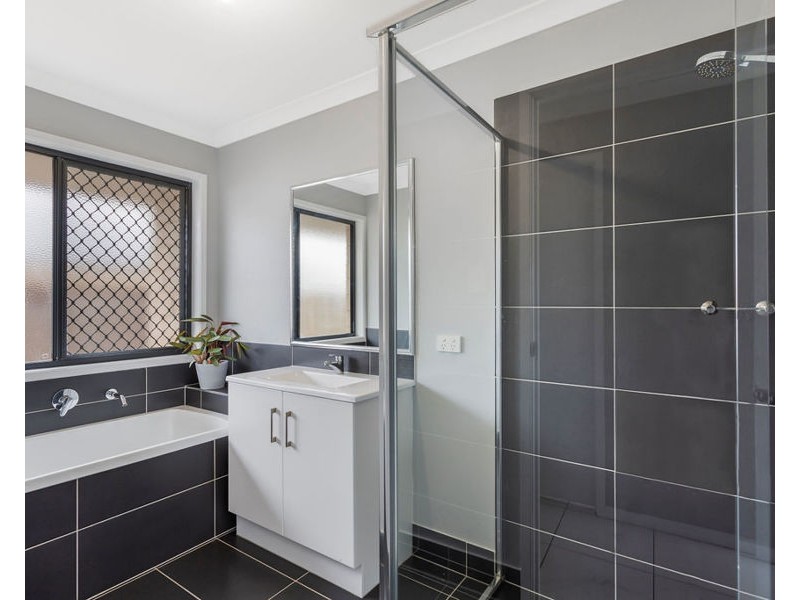 5 Leatherwood Street, Fernvale QLD 4306