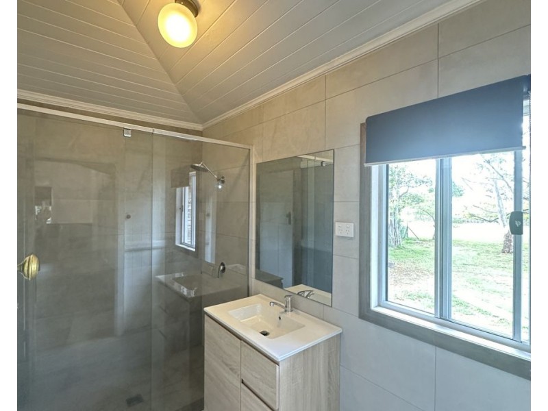 19 Old Toowoomba Road, One Mile QLD 4305