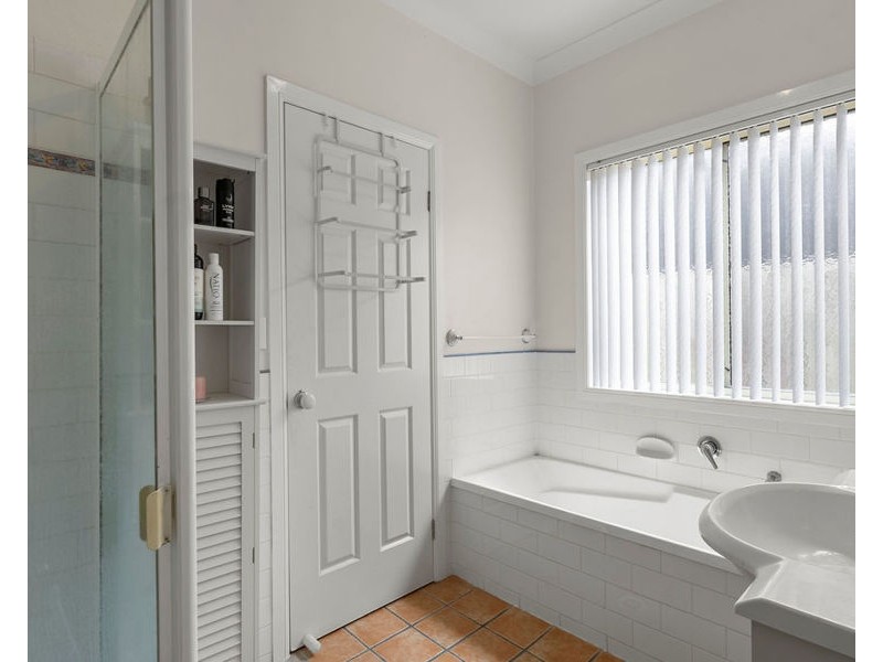 17 Hyde Place, Forest Lake QLD 4078