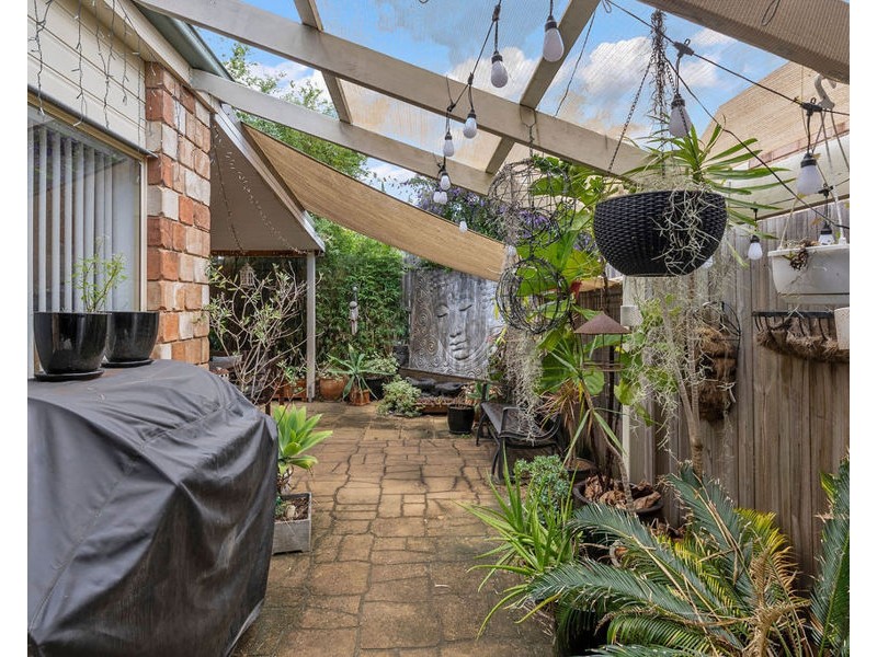 17 Hyde Place, Forest Lake QLD 4078