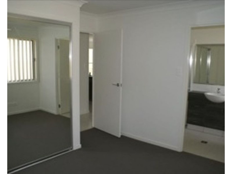 19 Freya Street, Brassall QLD 4305