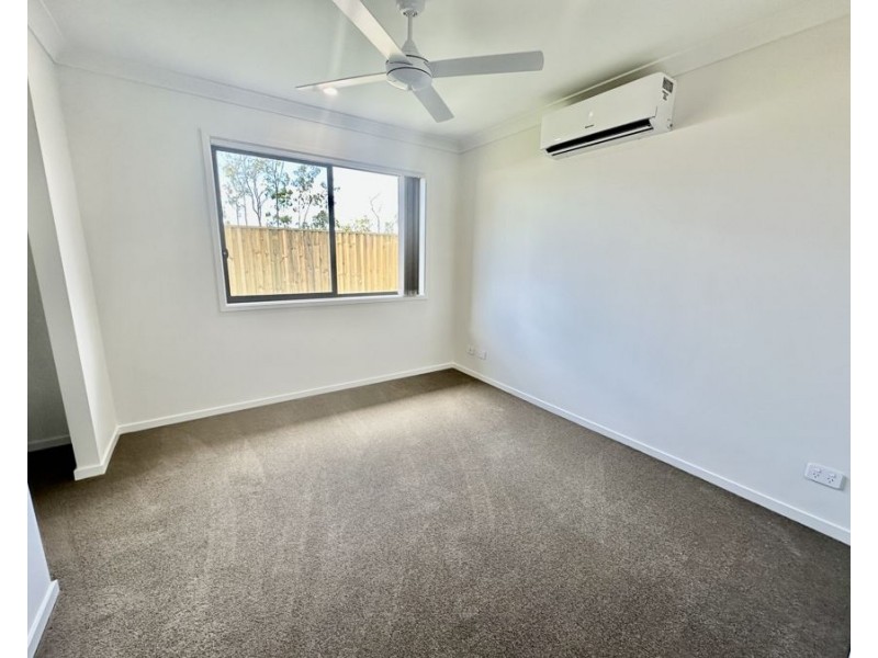 36 John Dr, Collingwood Park QLD 4301