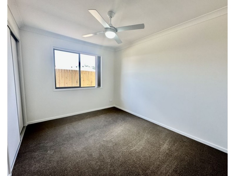 36 John Dr, Collingwood Park QLD 4301