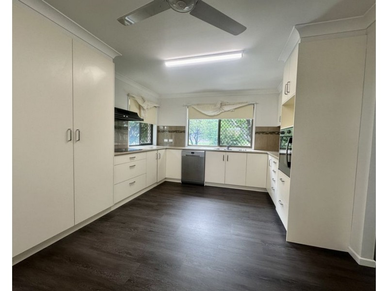 1 Booth Street, Brassall QLD 4305