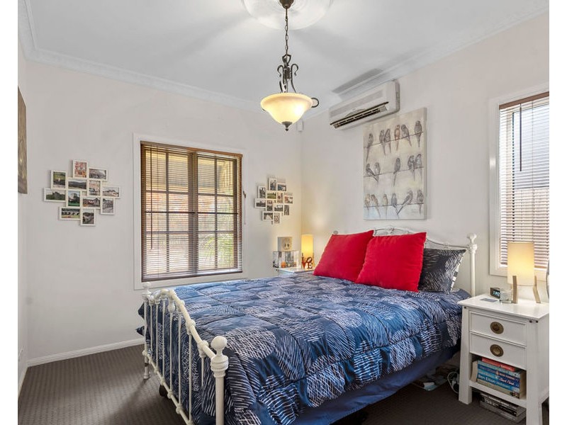 17 Hyde Place, Forest Lake QLD 4078