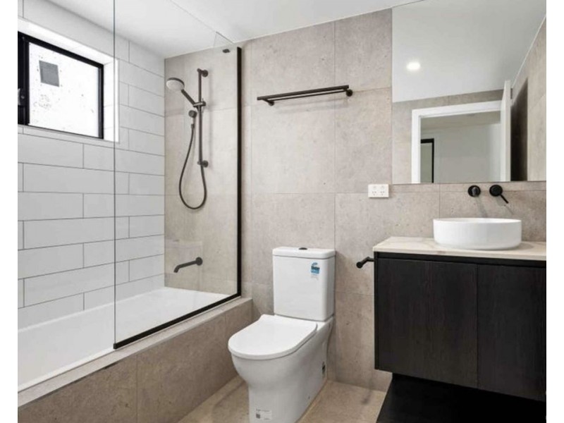 2/52 Dover Street, Hawthorne QLD 4171
