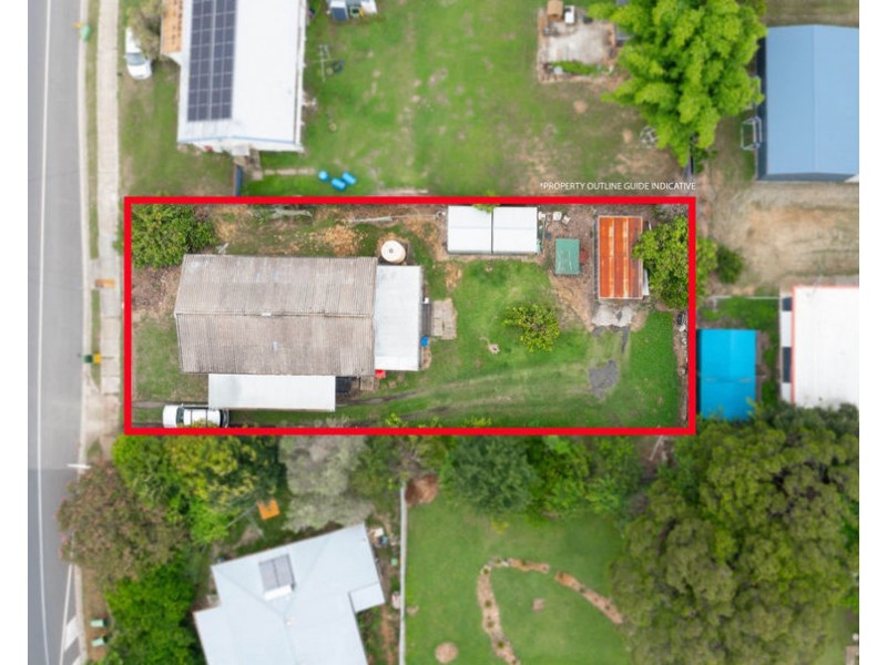 198 South Station Road, Silkstone QLD 4304