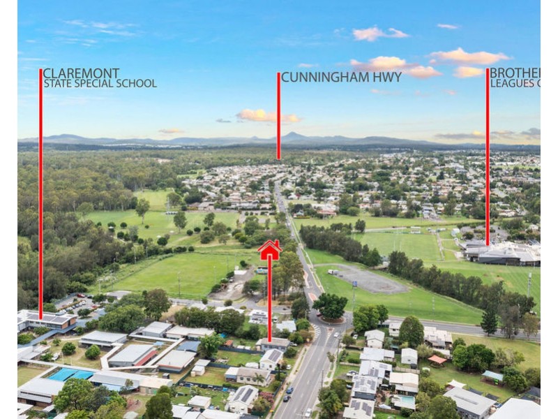 198 South Station Road, Silkstone QLD 4304