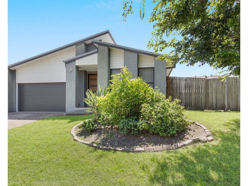 14 Tunstall Place, Brassall QLD 4305