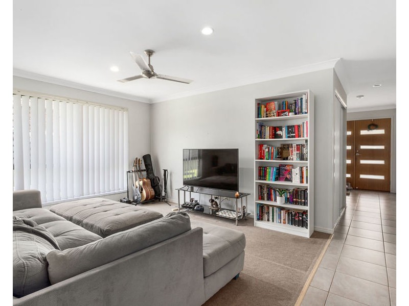 14 Tunstall Place, Brassall QLD 4305