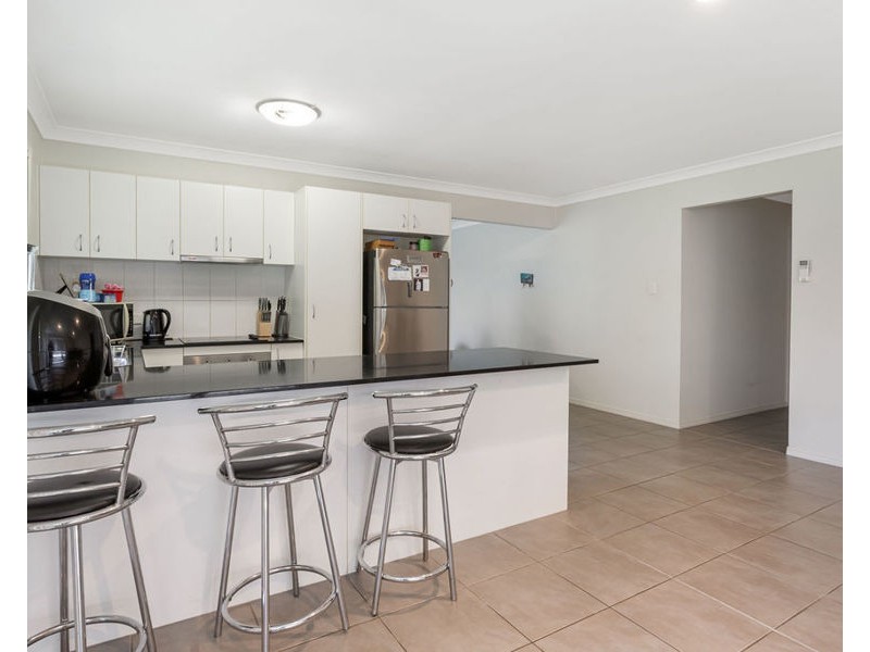 14 Tunstall Place, Brassall QLD 4305