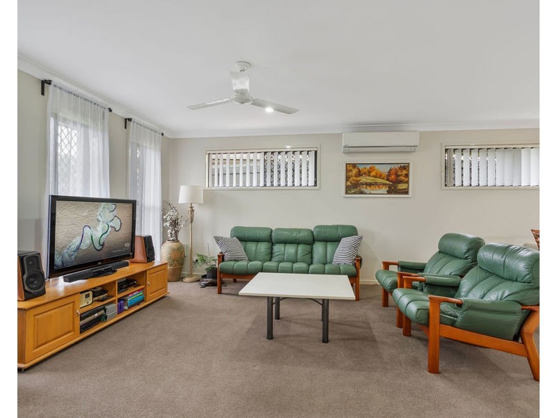 26 Hazelwood Court, Flinders View QLD 4305