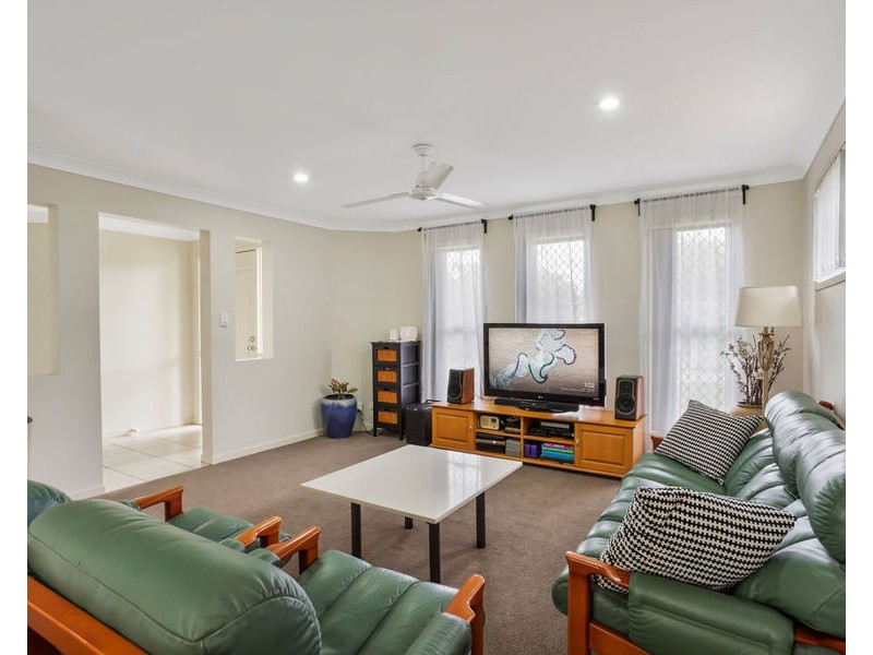 26 Hazelwood Court, Flinders View QLD 4305