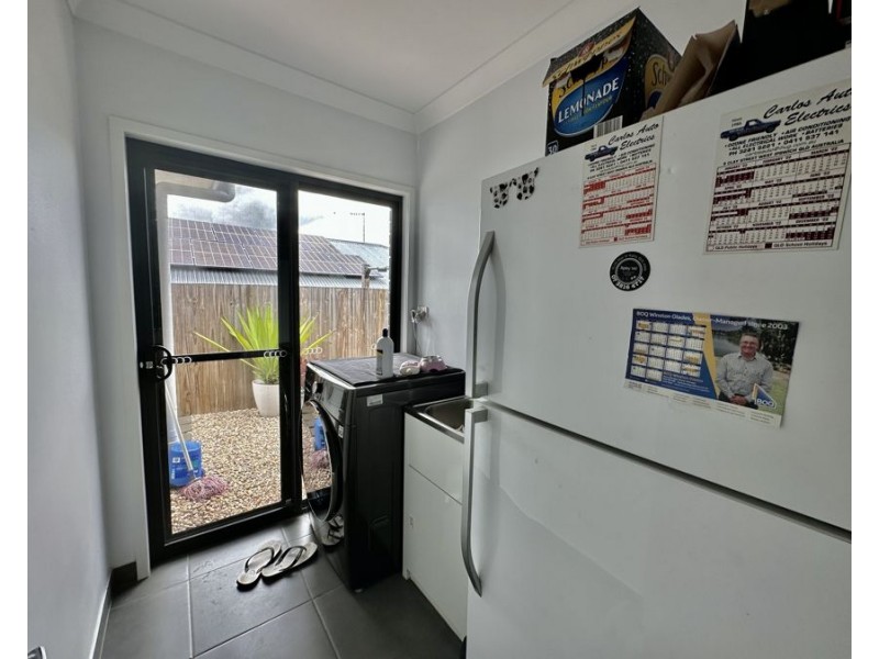 8 Reed St, Ripley QLD 4306