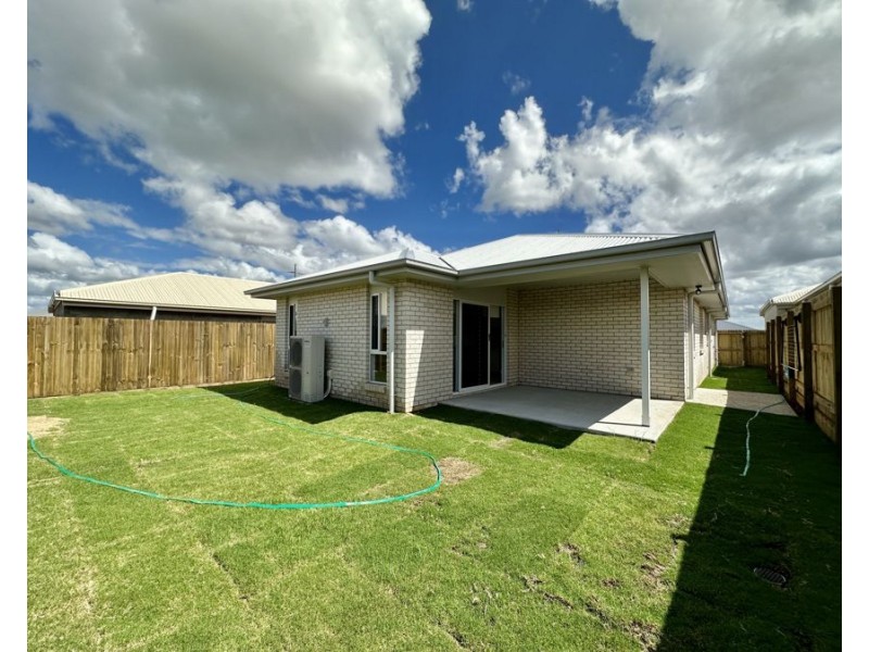 37 Proctor Cct, Logan Reserve QLD 4133