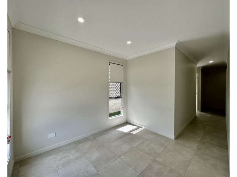 39 Proctor Cct, Logan Reserve QLD 4133