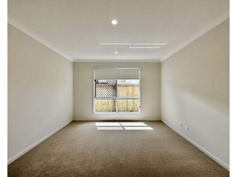 39 Proctor Cct, Logan Reserve QLD 4133