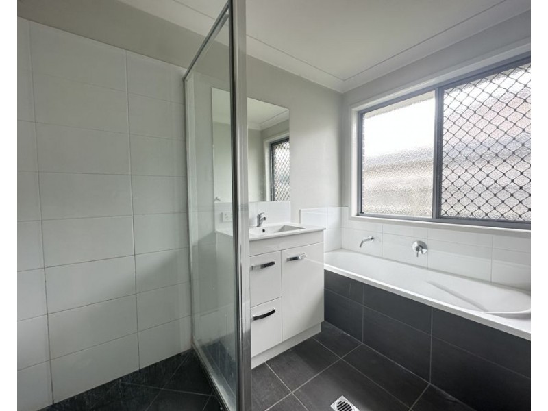 18 Kello Ct, Caboolture QLD 4510