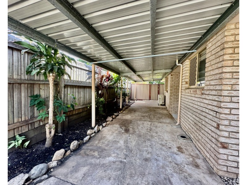 56 Cowley Dr, Flinders View QLD 4305