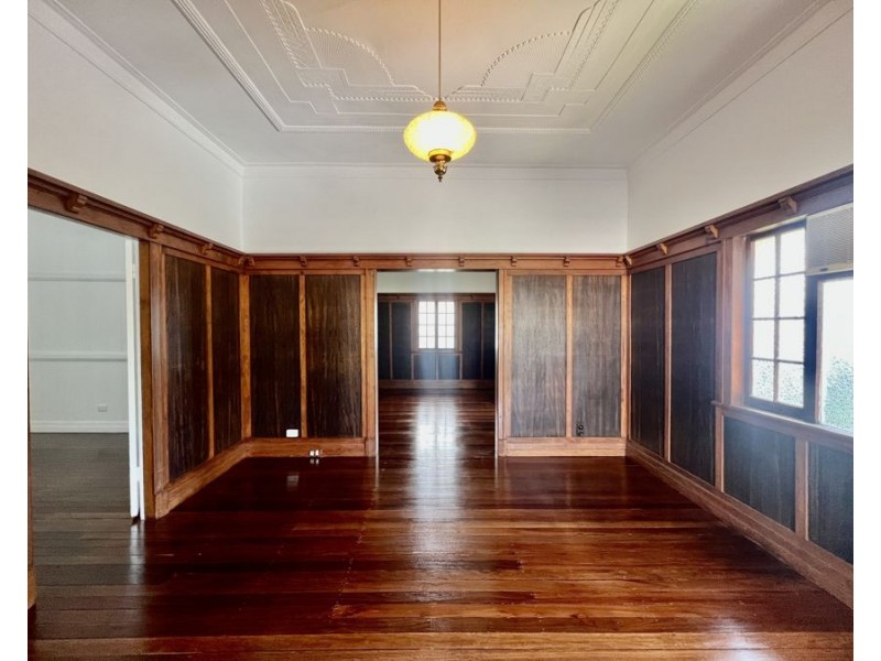 17 French St, Booval QLD 4304