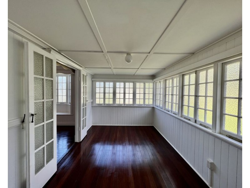 17 French St, Booval QLD 4304