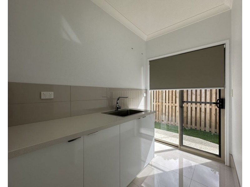 16 Impeccable Cct, Coomera QLD 4209