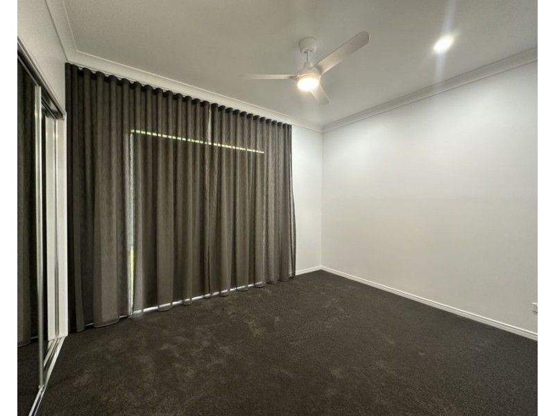 16 Impeccable Cct, Coomera QLD 4209