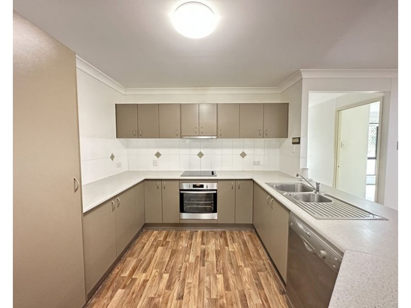 27 Andrew Walker Drive, Goodna QLD 4300