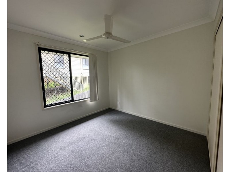 27 Andrew Walker Drive, Goodna QLD 4300