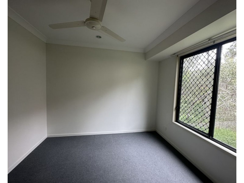 27 Andrew Walker Drive, Goodna QLD 4300