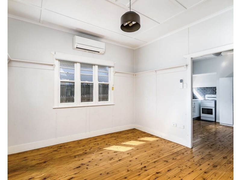 238 Long St, South Toowoomba QLD 4350