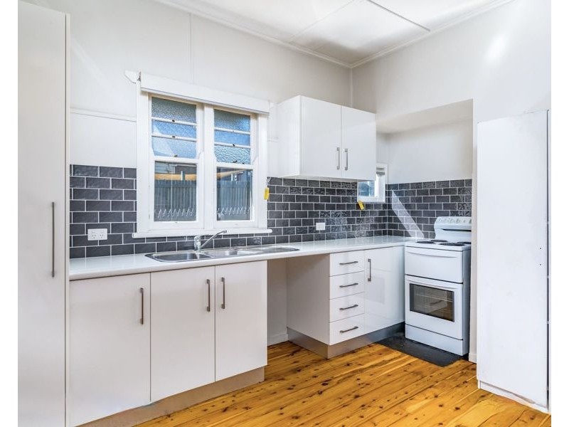 238 Long St, South Toowoomba QLD 4350