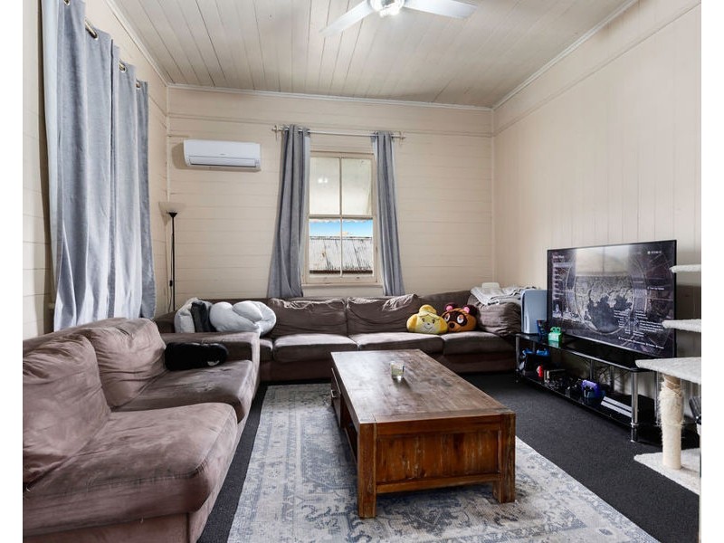 62A Tiger Street, West Ipswich QLD 4305