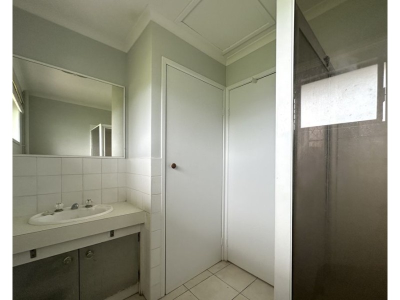 9 112 Queens Rd, Slacks Creek QLD 4127