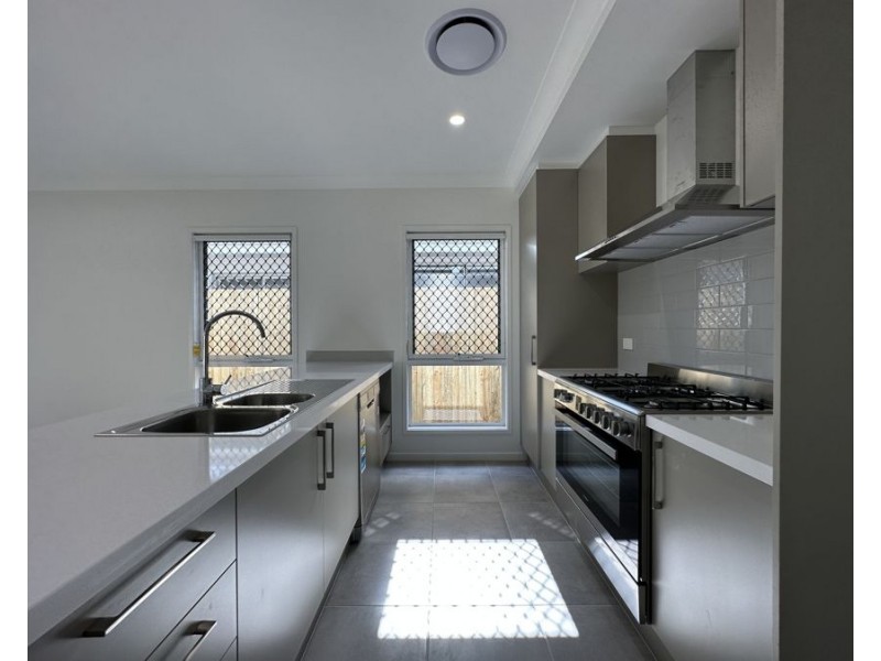 21 Batura St, Pallara QLD 4110