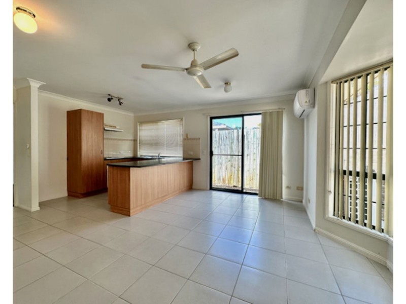 1/77 Cootharaba Drive, Helensvale QLD 4212