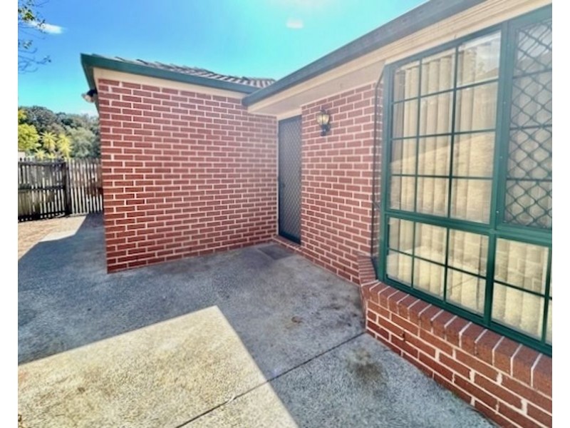1/77 Cootharaba Drive, Helensvale QLD 4212