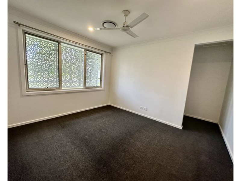 84 Yarrow Rd, Rosewood QLD 4340