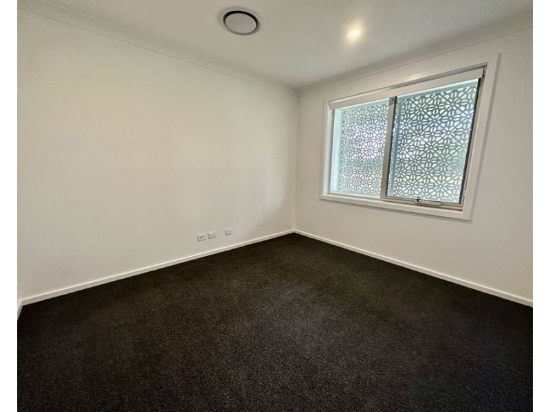 84 Yarrow Rd, Rosewood QLD 4340