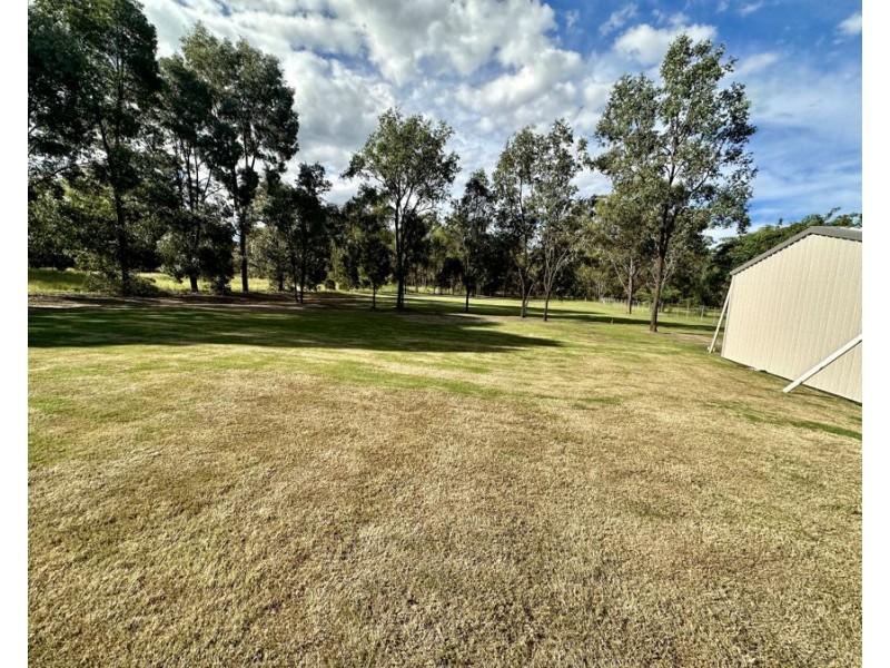 84 Yarrow Rd, Rosewood QLD 4340