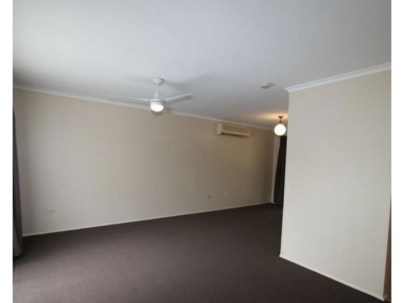 30 Bellatrix Drive, Kingston QLD 4114