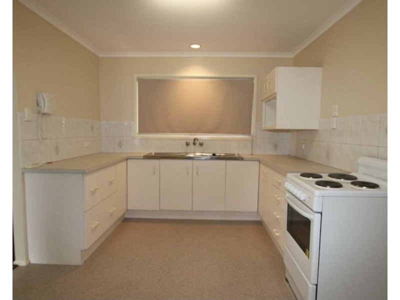 30 Bellatrix Drive, Kingston QLD 4114