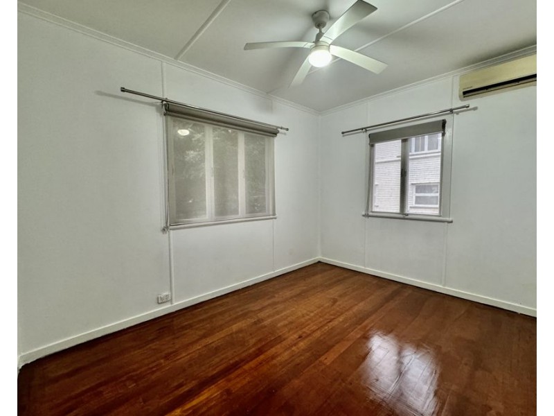 30 Allen St, North Ipswich QLD 4305