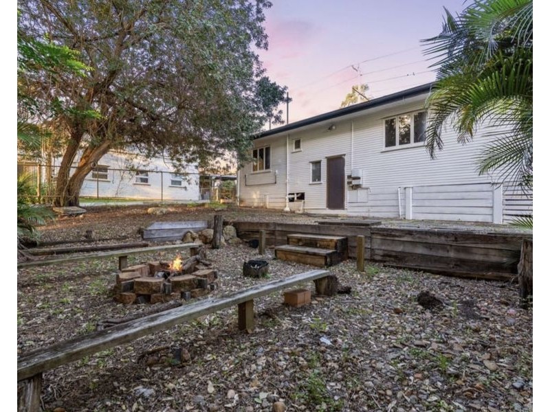 30 Allen St, North Ipswich QLD 4305