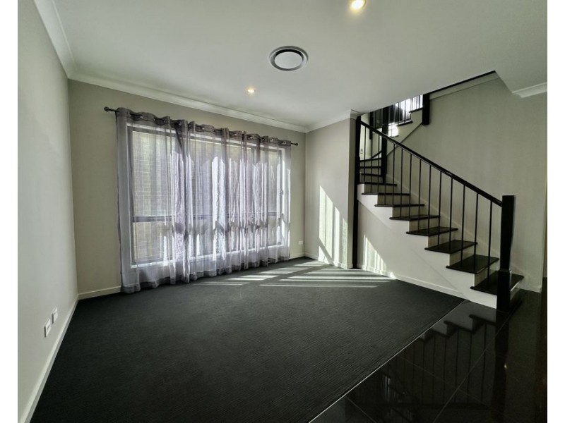 7 Rufous Circuit, Pallara QLD 4110