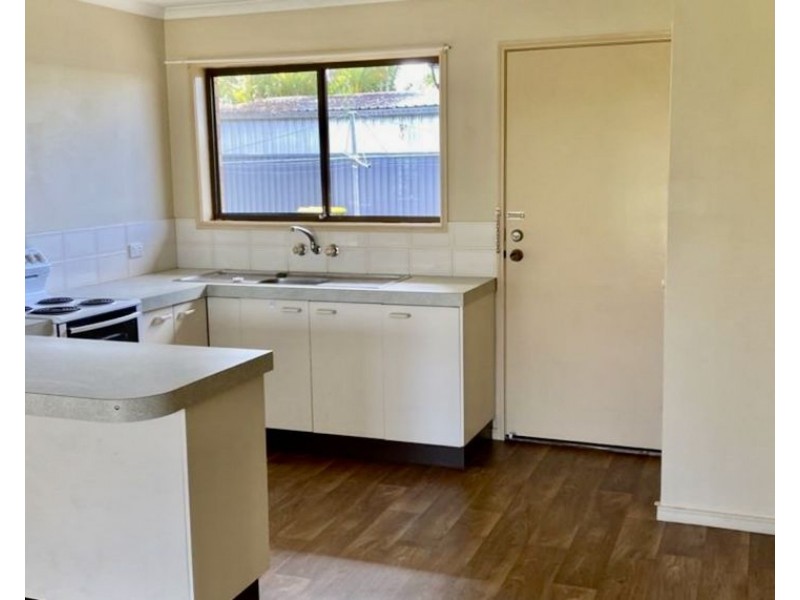 1/12 Hazelnut Dr, Caboolture South QLD 4510
