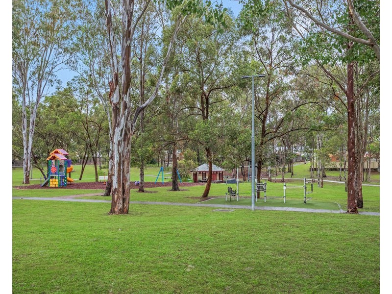 16 Reif Street, Flinders View QLD 4305