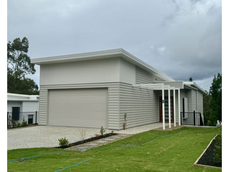 27/99 Brookwater Dr, Brookwater QLD 4300