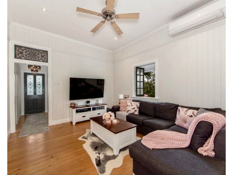 1 Wyndham Street, North Ipswich QLD 4305