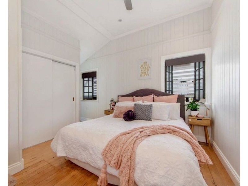 1 Wyndham Street, North Ipswich QLD 4305